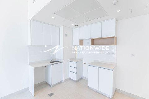 דירה למכירה ב Abu Dhabi, איחוד האמירויות 2 חדרי שינה, 94 מ"ר, מספר 680387 - תמונה 5