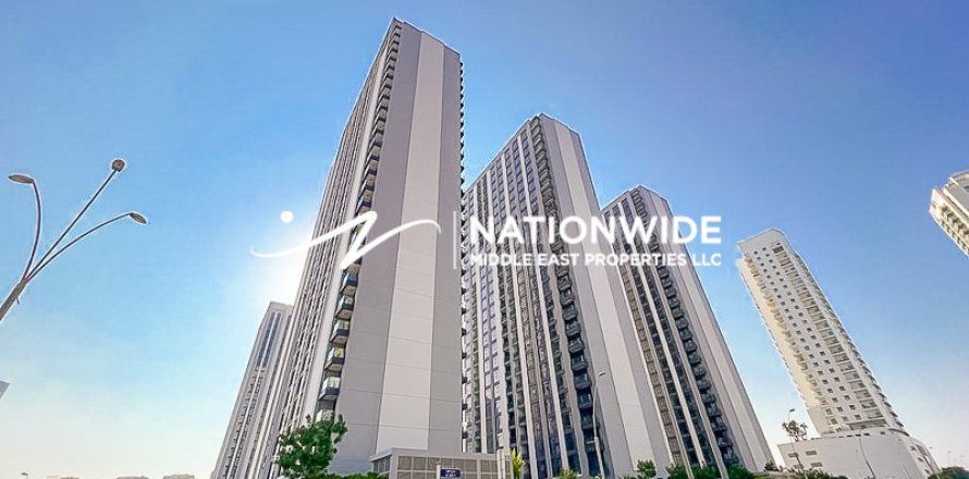 דירה ב Abu Dhabi, איחוד האמירויות 2 חדרי שינה, 94 מ"ר מספר 680387