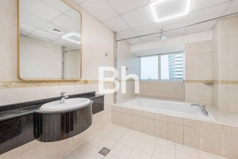Appartamento in affitto a Dubai Marina, Dubai, EAU 4 camere da letto, 298 mq. № 643463 - foto 17