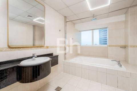Appartamento in affitto a Dubai Marina, Dubai, EAU 4 camere da letto, 298 mq. № 643463 - foto 19