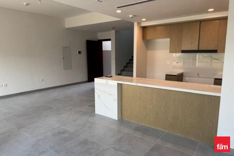 Villa te koop in Dubai, VAE 3 slaapkamers, 164.5 vr.m., nr 638249 - foto 1