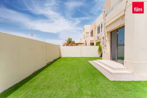 Villa sa Reem, Dubai, UAE 3 silid-tulugan, 266.9 sq.m. № 638253 - larawan 2