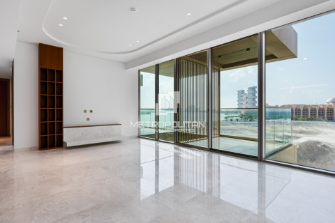 Appartamento in affitto a Palm Jumeirah, Dubai, EAU 2 camere da letto, 137 mq. № 663342 - foto 1