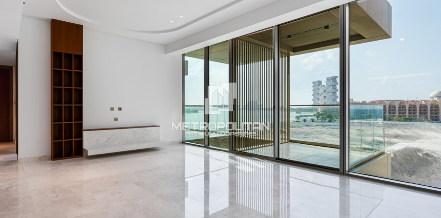 Appartamento a Palm Jumeirah, Dubai, EAU 2 camere da letto, 137 mq. № 663342