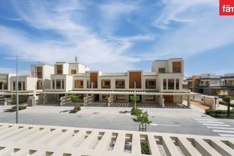 Dubai, UAE의 임대용 타운하우스 침실 4개, 144제곱미터 번호 765999 - 사진 12