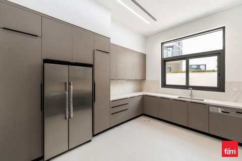Villa til leje i Dubai, UAE 6 soveværelser, 1413.4 kvm № 641613 - foto 13