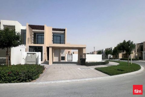 Villa in Dubai, UAE 4 bedrooms, 354.5 sq.m. № 641611