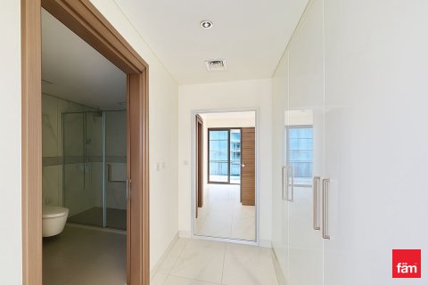 Apartmen di Dubai, UAE 2 bilik tidur, 108.1 meter persegi № 679161 - foto 16