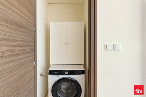 Apartmen di Dubai, UAE 2 bilik tidur, 108.1 meter persegi № 679161 - foto 10