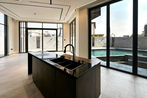 Villa en alquiler en Dubai, EAU 5 dormitorios, 488.48 m2 № 750475 - foto 6