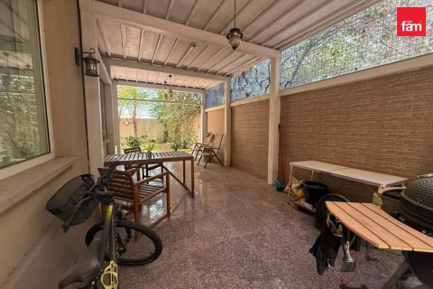Villa til leje i Dubai, UAE 2 soveværelser, 252.5 kvm № 721346 - foto 17