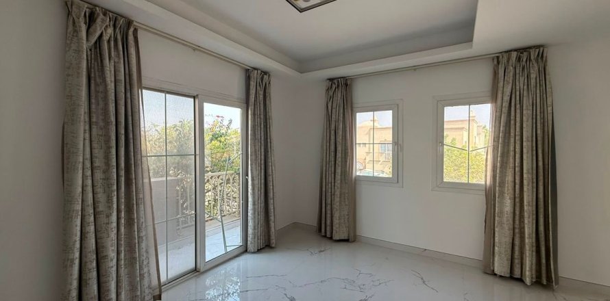 Dubai, संयुक्त अरब अमीरात में विला, 2 बेडरूम, 252.5 वर्ग मीटर, संख्या 721346