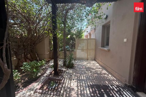 Villa til leje i Dubai, UAE 2 soveværelser, 252.5 kvm № 721346 - foto 20