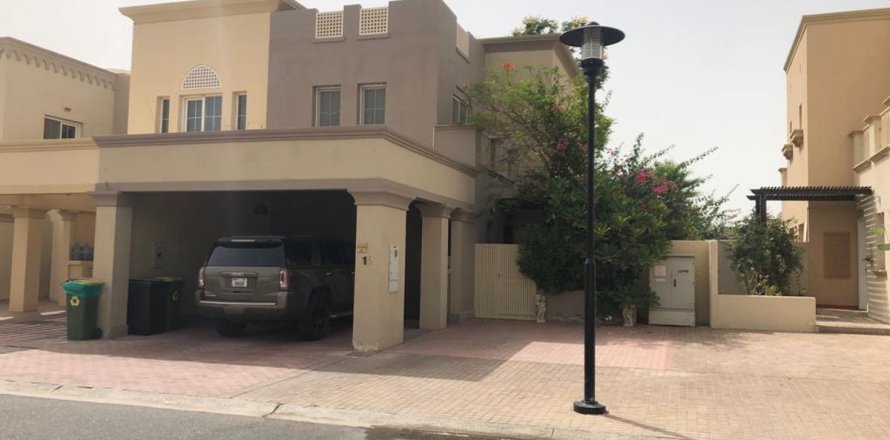 Villa i Dubai, UAE 2 soveværelser, 252.5 kvm № 721346