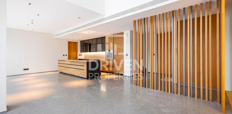Квартира в City Walk, Дубай, ОАЭ 4 спальни, 294.41м2 № 761992