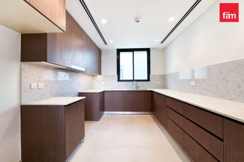 Villa para arrendamento em Dubai, EAU 4 quartos, 510.9 m2 № 689345 - foto 14