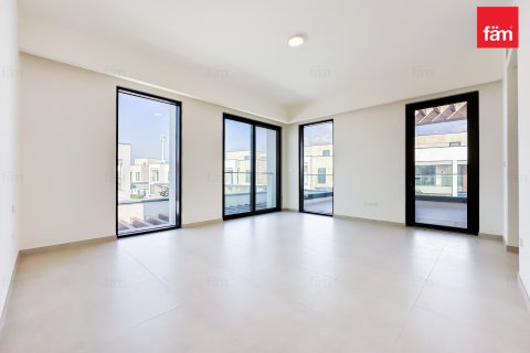 Villa para arrendamento em Dubai, EAU 4 quartos, 510.9 m2 № 689345 - foto 5
