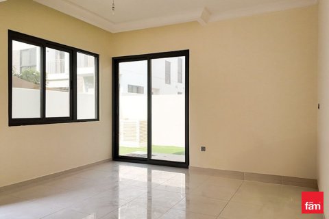 Villetta a schiera in affitto a Dubai, EAU 176 mq. № 638305 - foto 1