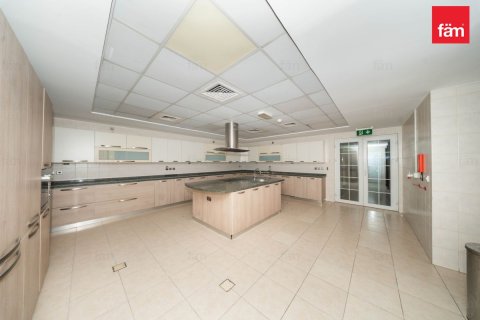 Umm Suqeim、Dubai、UAE にあるオフィスの賃貸物件 1393.5 m2、No757799 - 写真 15
