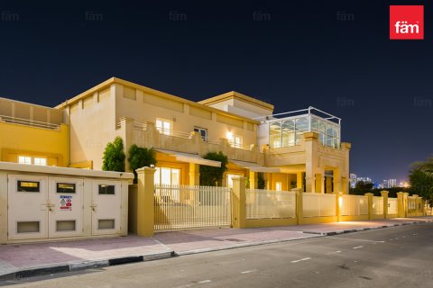Umm Suqeim, Dubai, BAE’de ofis 1393.5 m&sup2; No 757799