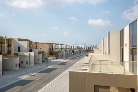 Villa i Wadi Al Safa 3, Dubai, UAE 4 soveværelser, 288 kvm № 707577