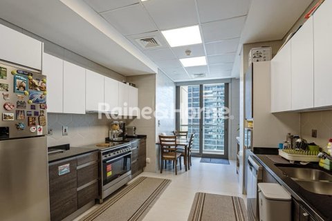 Apartament na sprzedaż w Downtown Dubai (Downtown Burj Dubai), Dubai, ZEA 3 sypialnie, 200 mkw., nr 707579 - zdjęcie 3
