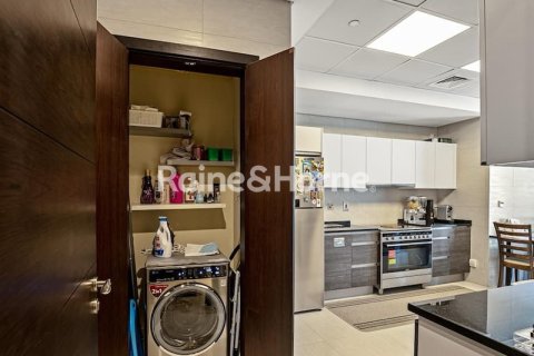Apartament na sprzedaż w Downtown Dubai (Downtown Burj Dubai), Dubai, ZEA 3 sypialnie, 200 mkw., nr 707579 - zdjęcie 10