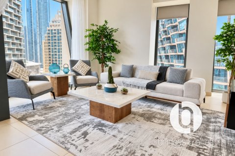 Apartment in Downtown Dubai (Downtown Burj Dubai), UAE 3 bedrooms, 180 sq.m. № 765895 - photo 2