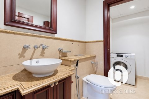 Lägenhet uthyres i Old Town, Dubai, UAE 2 sovrum, 128 kvm Nr. 765894 - fotografi 12