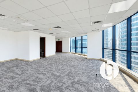 Pejabat di Jumeirah Lake Towers, Dubai, UAE 101 meter persegi № 765892 - foto 9