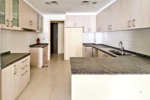 Townhouse in Reem, Dubai, UAE 4 bedrooms, 263.29 sq.m. № 741074 - photo 3