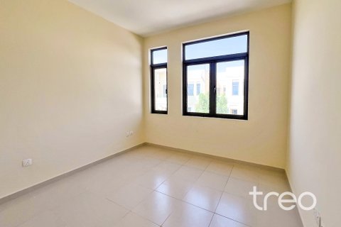 Townhouse in Reem, Dubai, UAE 4 bedrooms, 263.29 sq.m. № 741074 - photo 12