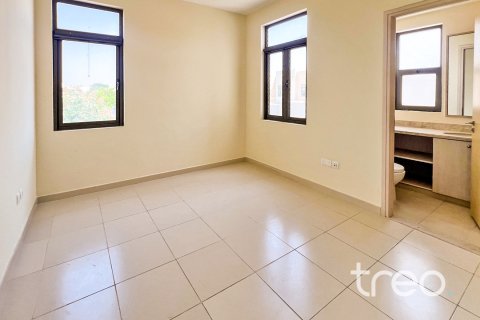 Townhouse in Reem, Dubai, UAE 4 bedrooms, 263.29 sq.m. № 741074 - photo 11