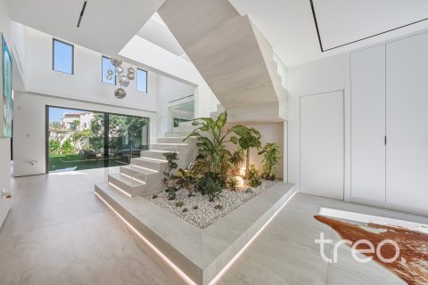 Vila di Arabian Ranches 2, Dubai, UEA 4 kamar tidur, 447.24 m2 nomor 741123 - foto 9