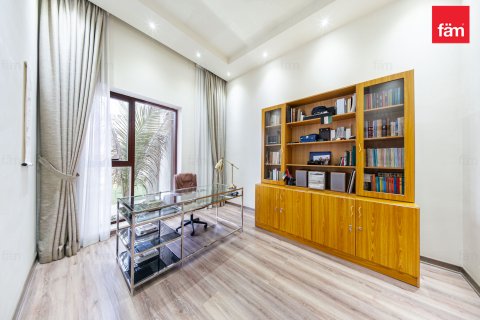 Villa à louer à Al Barsha, Dubai, EAU 5 chambres, 967.2 m2 № 752194 - photo 13