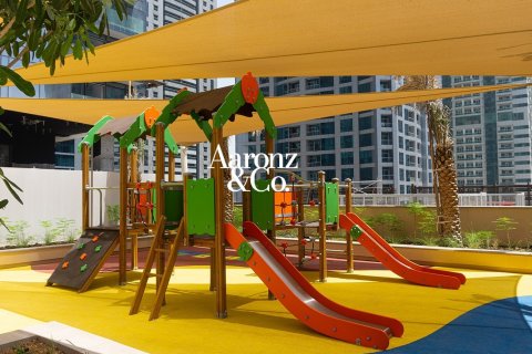 Apartment in Dubai Marina, Dubai, UAE 3 bedrooms, 168 sq.m. № 703390 - photo 13
