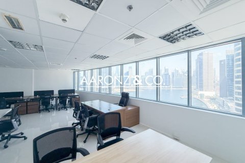Oficiu de închiriat în Business Bay, Dubai, EAU 83 mp.  №703396 - poză 9
