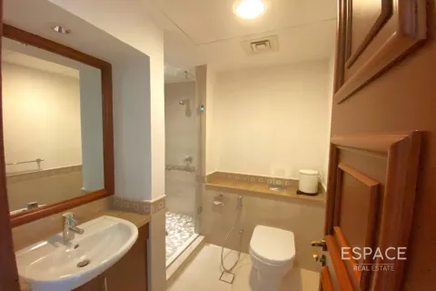 Appartement te huur in Palm Jumeirah, Dubai, VAE 2 slaapkamers, 168 vr.m., nr 661283 - foto 6