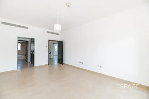 Townhouse di Jumeirah Village Triangle, Dubai, UEA 3 kamar tidur, 240 m2 nomor 661280 - foto 13