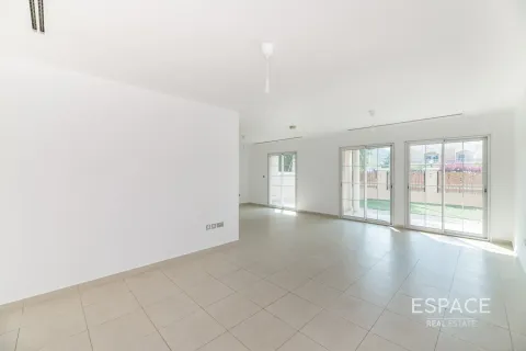 Townhouse di Jumeirah Village Triangle, Dubai, UEA 3 kamar tidur, 240 m2 nomor 661280 - foto 6