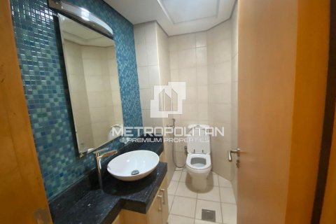 Palm Jumeirah, Dubai, UAE의 임대용 아파트 침실 2개, 147제곱미터 번호 664680 - 사진 9