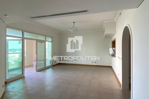 Palm Jumeirah, Dubai, UAE의 임대용 아파트 침실 2개, 147제곱미터 번호 664680 - 사진 1