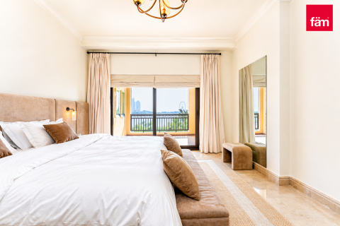Apartamento en alquiler en Palm Jumeirah, Dubai, EAU 2 dormitorios, 163.4 m2 № 721125 - foto 9