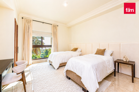 Apartamento en alquiler en Palm Jumeirah, Dubai, EAU 2 dormitorios, 163.4 m2 № 721125 - foto 12