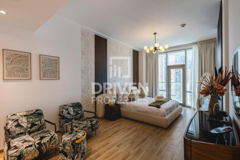 Huoneisto Business Bay, Dubai, Arabiemiraatit 2 makuuhuonetta, 126 m2 № 682824 - kuva 8