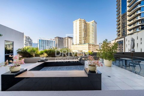 Apartment in Arjan, Dubai, UAE 2 bedrooms, 121 sq.m. № 682829 - photo 1