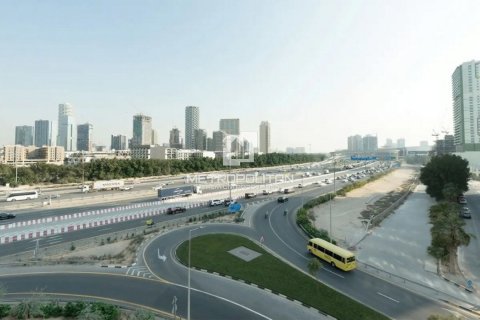 Huoneisto Jumeirah Village Triangle, Dubai, Arabiemiraatit 3 makuuhuonetta, 183 m2 № 665054 - kuva 15