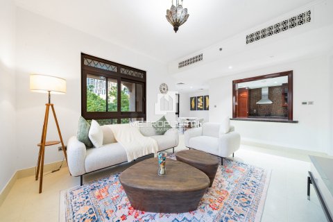 Apartment in Old Town, Dubai, UAE 2 bedrooms, 141 sq.m. № 665049 - photo 6