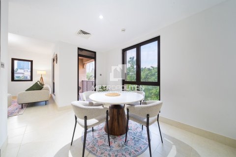 Apartment in Old Town, Dubai, UAE 2 bedrooms, 141 sq.m. № 665049 - photo 11