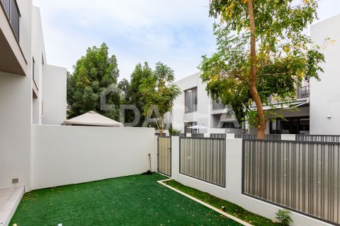 Kamienica na sprzedaż w Tilal Al Ghaf, Dubai, ZEA 3 sypialnie, 199 mkw., nr 714696 - zdjęcie 1